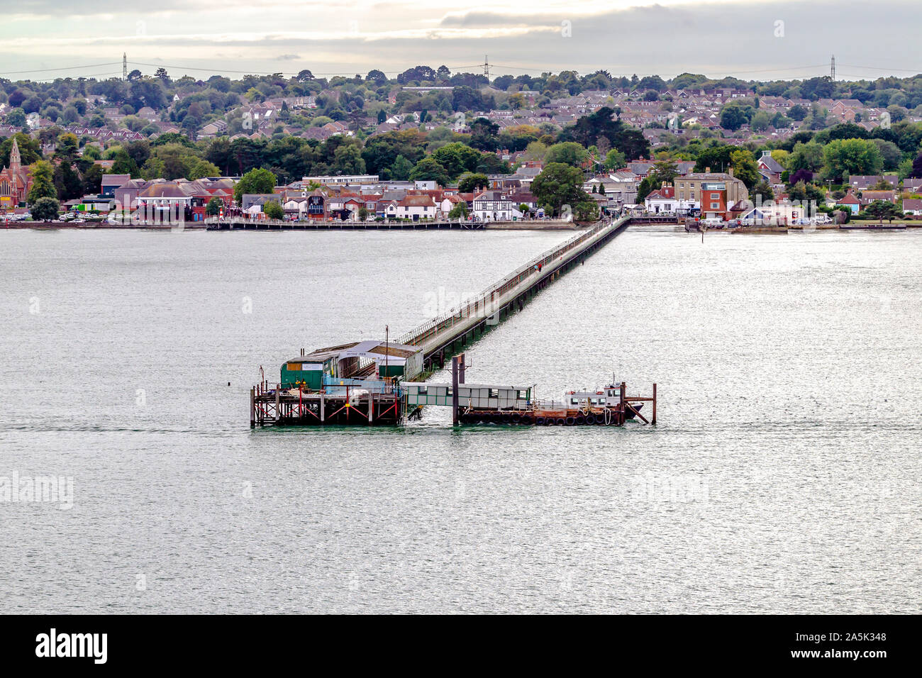 Hythe am Rande von Southampton Waters. Stockfoto