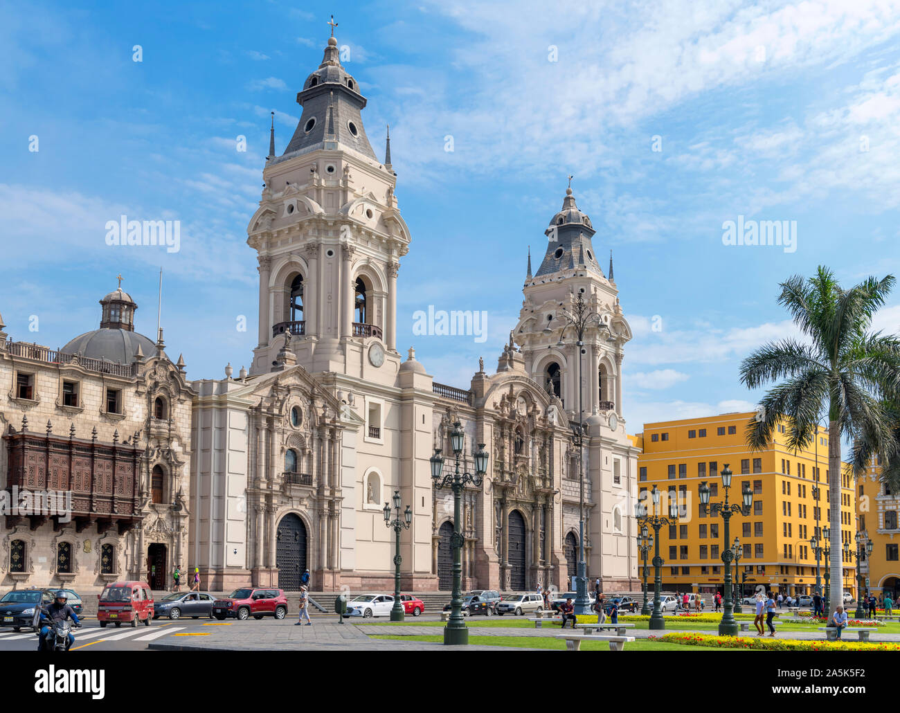 Die Kathedrale von Lima, in der Plaza de Armas (Plaza Mayor), historische Zentrum (Centro Historico), Lima, Peru, Südamerika Stockfoto