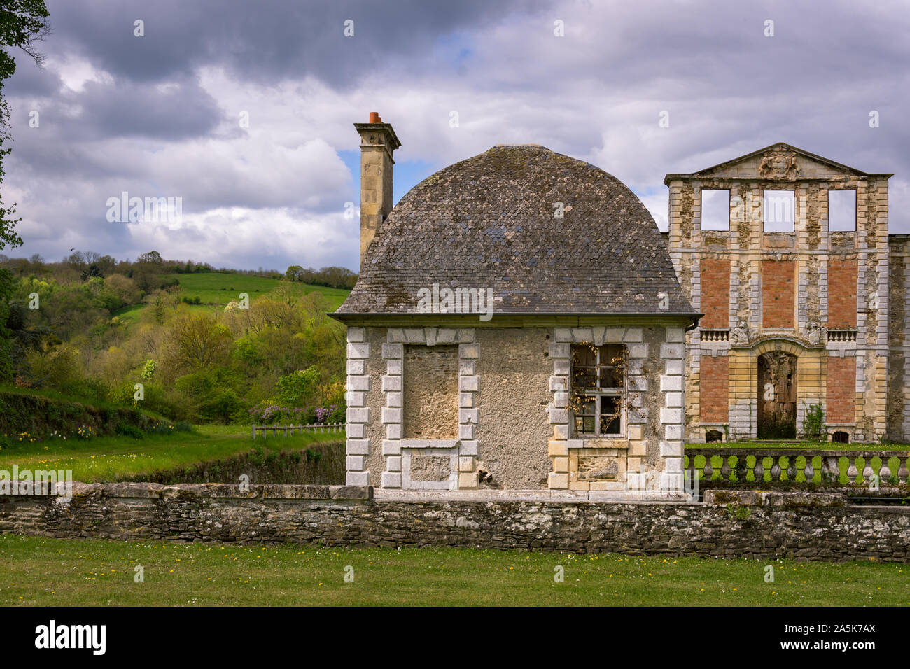 Ruinen von Castel de Thury-Harcourt, Calvados, Normandie, Frankreich Stockfoto