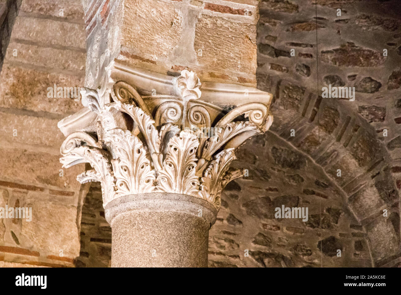 Distomo, Griechenland. Kapital in Kloster Hosios Loukas, eine historische Kloster, eines der wichtigsten Denkmäler der byzantinischen Architektur und Kunst Stockfoto
