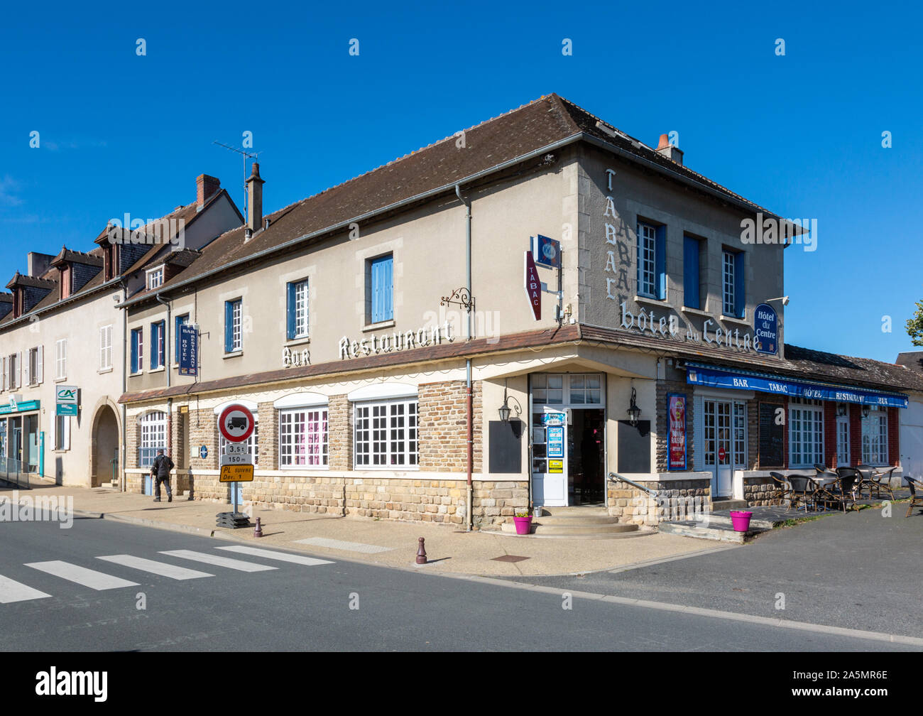 Saint benoit Fotos und Bildmaterial in hoher Auflösung Alamy