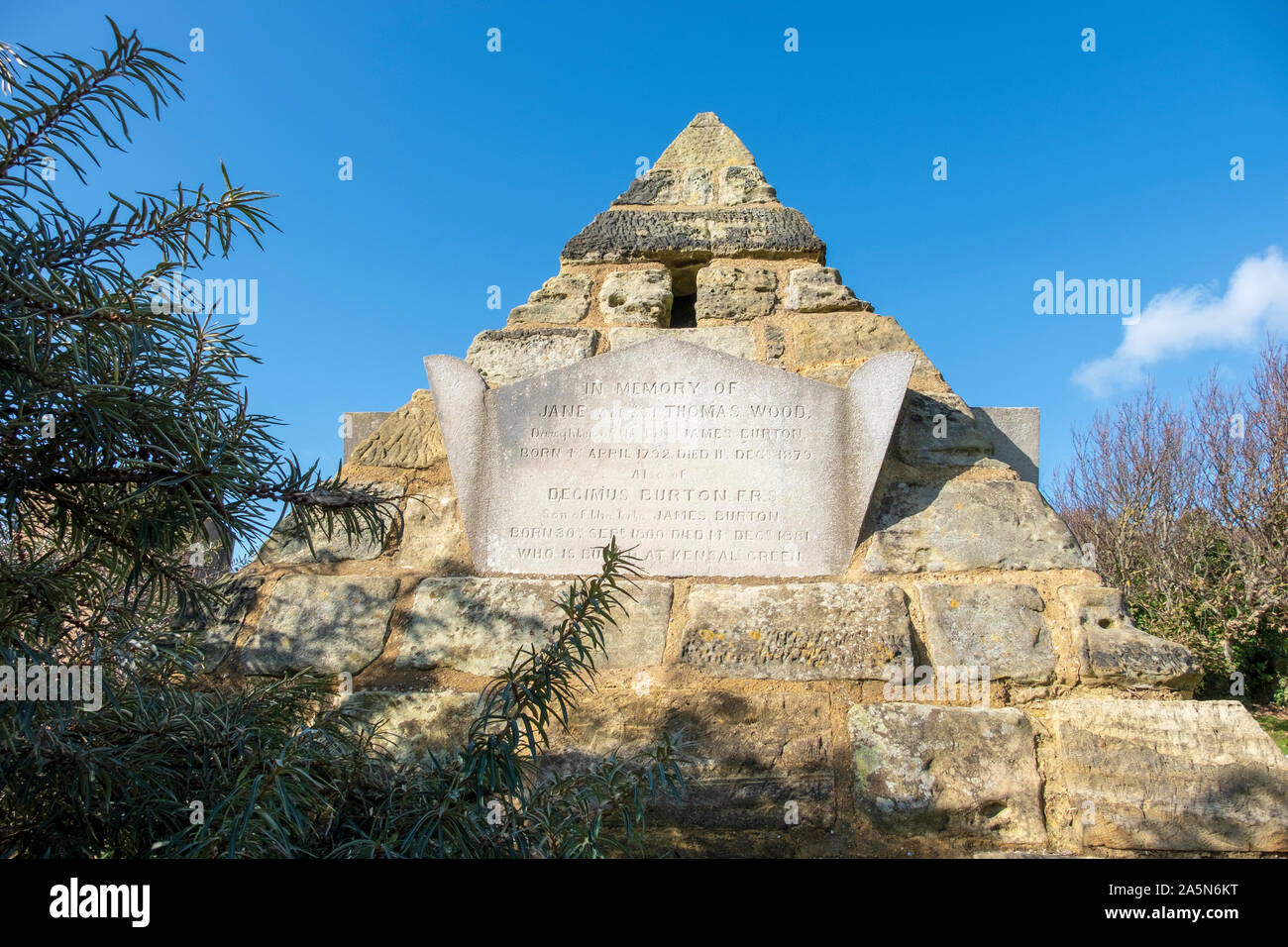 Die Burton Denkmal Grab, St Leonards-on-Sea, East Sussex, Großbritannien Stockfoto
