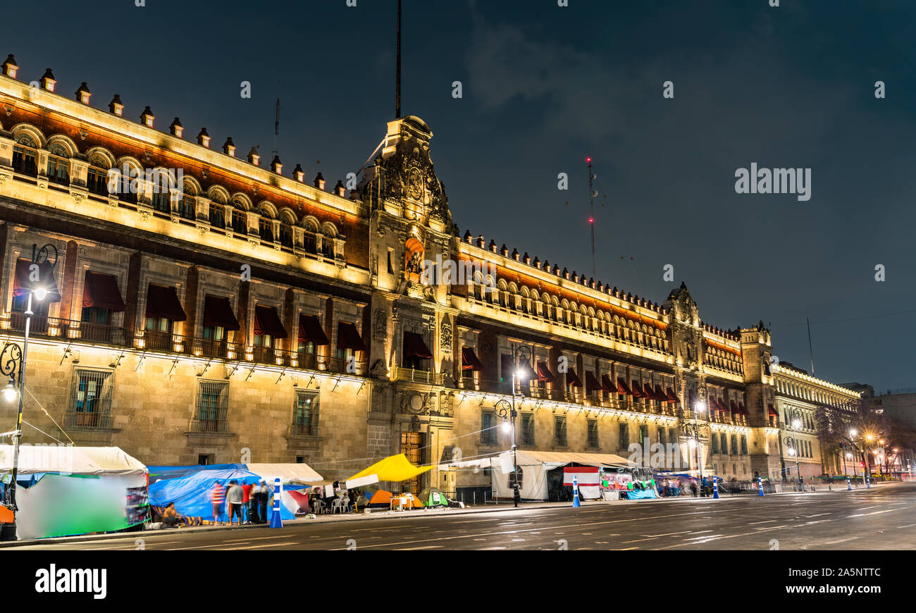 Der Nationalpalast in Mexiko-Stadt Stockfoto