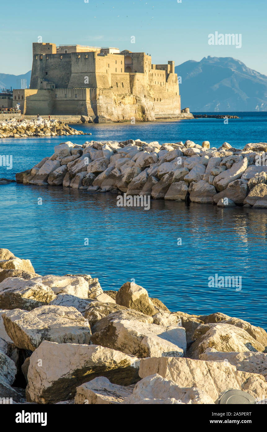 Das Castel dell'Ovo, Eier oder Schloss, Neapel oder Neapel, Italien Stockfoto
