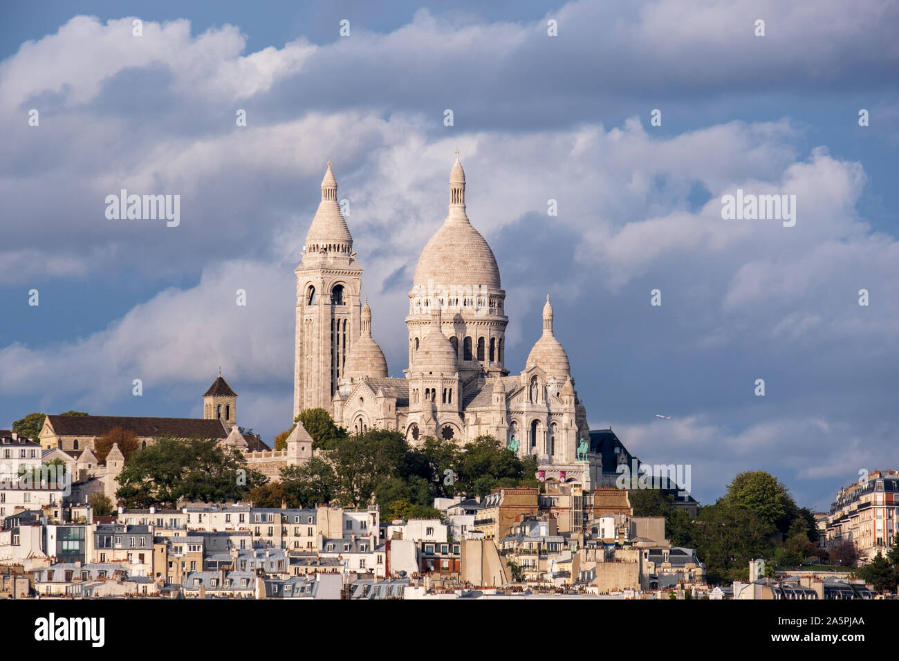 Basilika von Sacré-Coeur in Montmartre, Paris, Frankreich Stockfoto Basilika von Sacré-Coeur in Montmartre, Paris, Frankreich Stockfoto