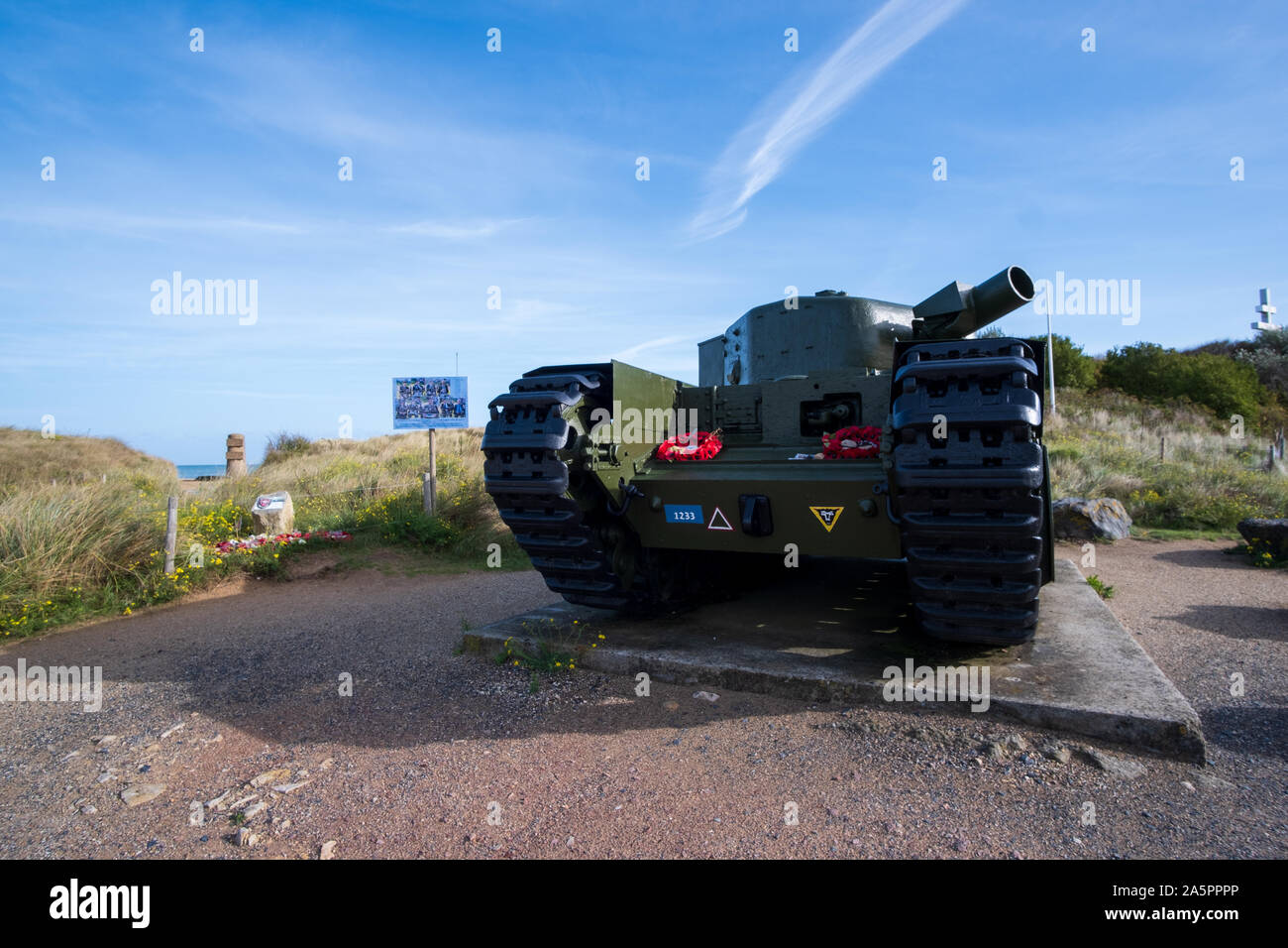 British Churchill AVRE Tank 1 Charlie an der Juno Beach, Normandie Stockfoto