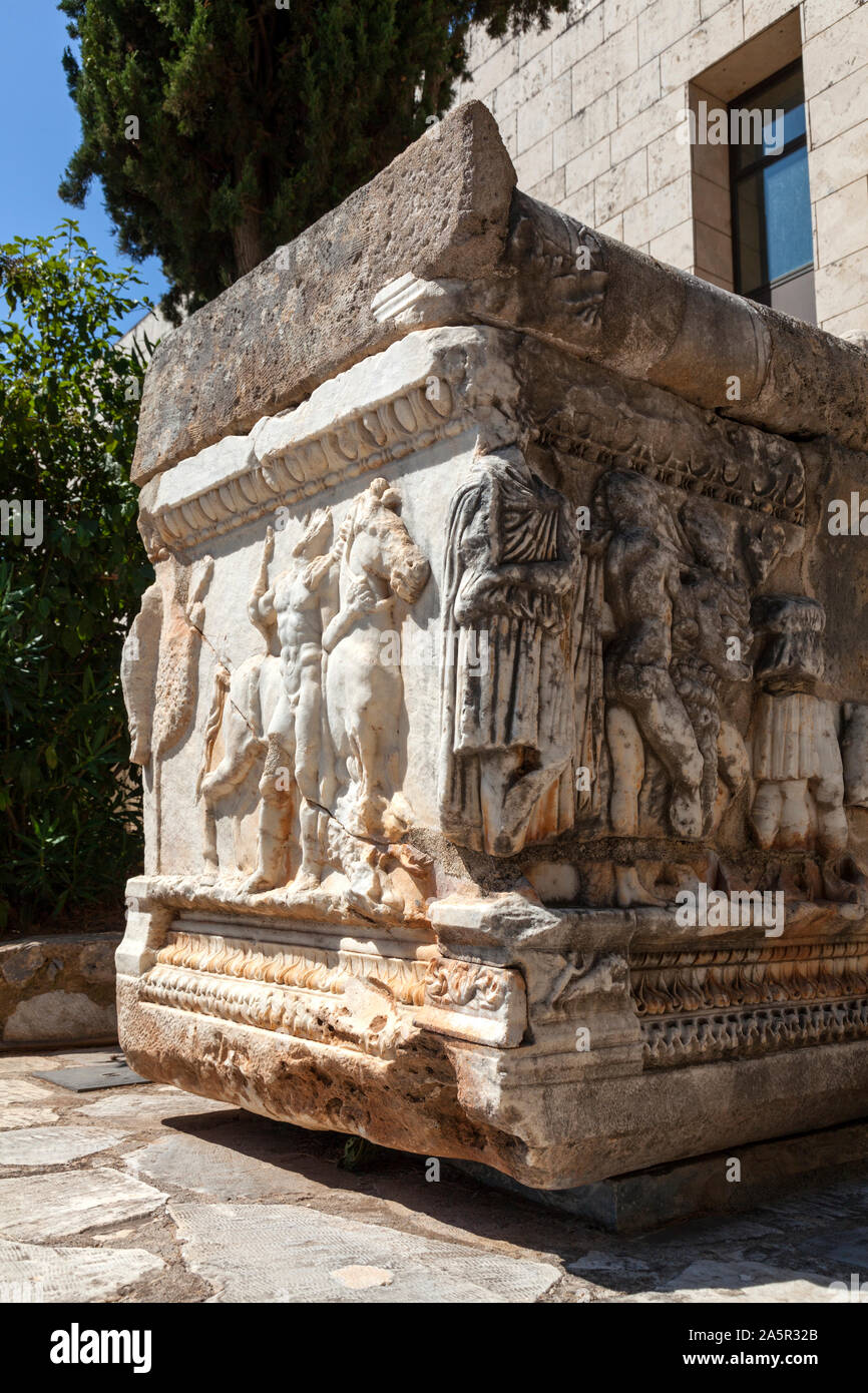 Marmor Sarkophag in Delphi Museum, Griechenland Stockfoto