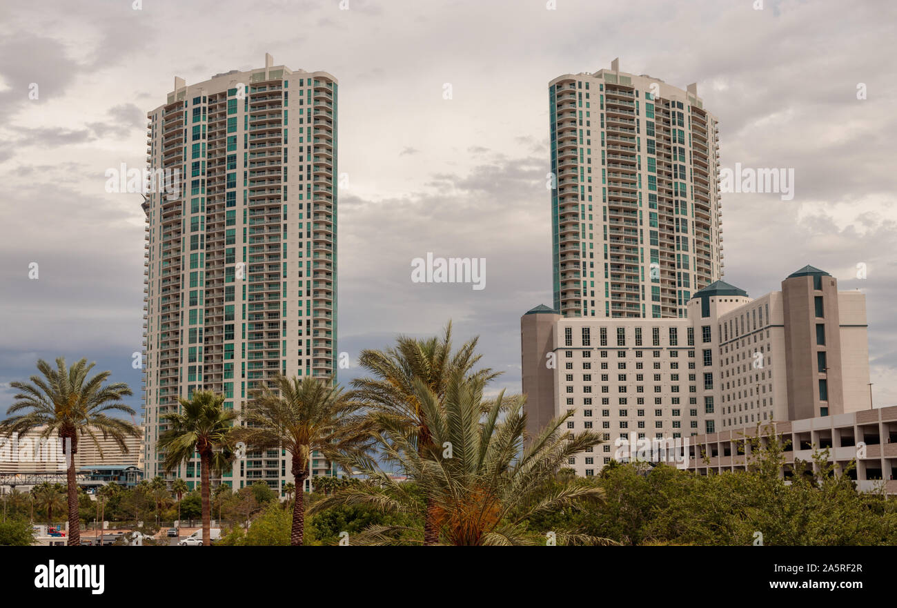 Anzeigen von Turnberry Türme Apartment Komplex Stockfoto