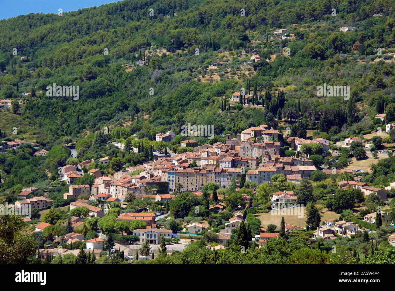 Luftaufnahme Seillans les plus beaux villages de France Provence Alpes Cote d'Azur Provence Frankreich Frankreich Stockfoto