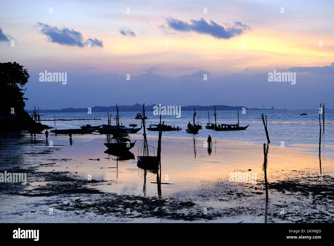 Herrliche Küsten - bewohnte Gebiete, Indonesien Riau Inseln Batam Nongsa Stockfoto