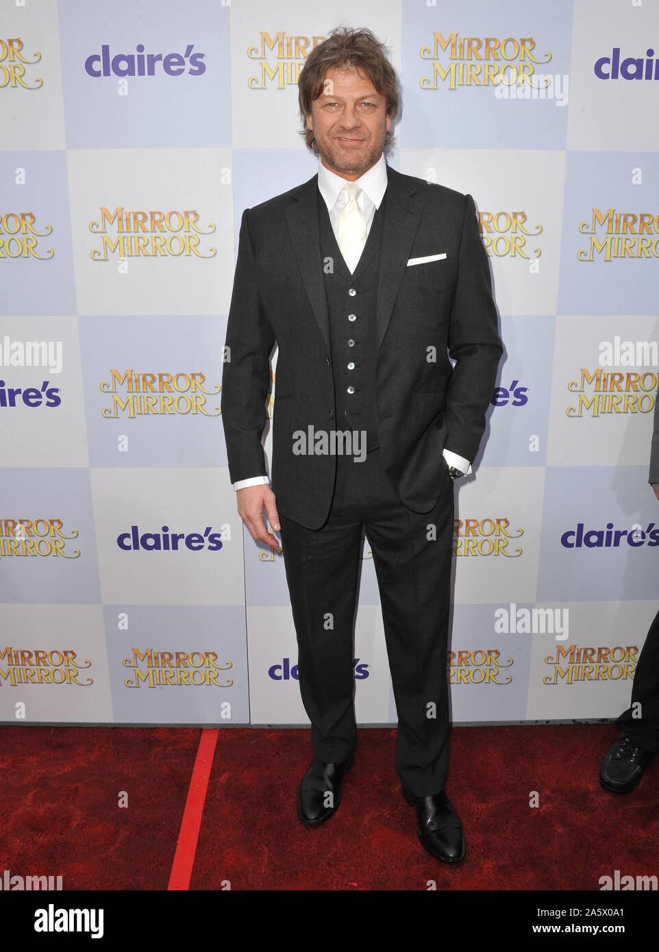 LOS ANGELES, Ca. März 18, 2012: Sean Bean bei der Weltpremiere seines neuen Films 'Mirror Mirror' am Grauman's Chinese Theater, Hollywood. © 2012 Paul Smith/Featureflash Stockfoto