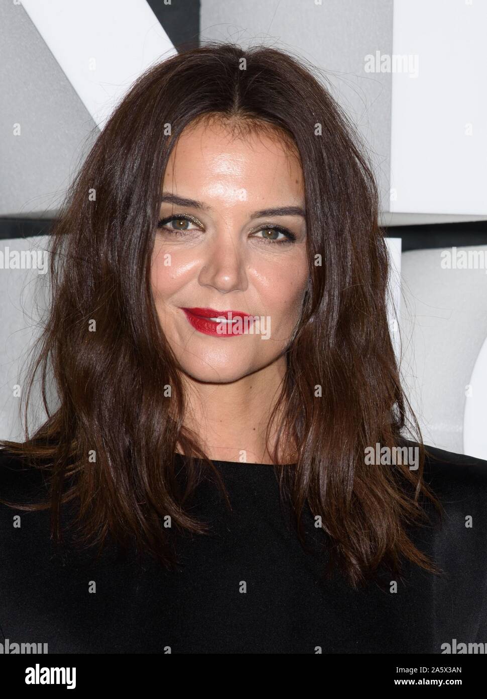 New York, NY, USA. 22 Okt, 2019. Katie Holmes in der Ankunftshalle für Nordstrom NYC Flagship Opening Party, 225 West 57th Street, New York, NY, 22. Oktober 2019. Credit: RCF/Everett Collection/Alamy leben Nachrichten Stockfoto