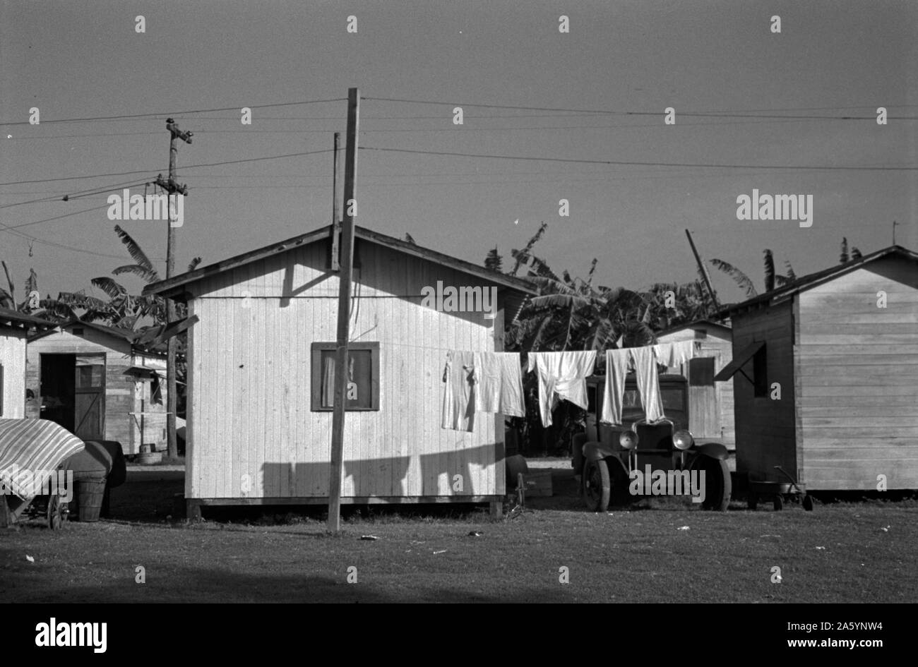 Lebensbedingungen unter den Migranten Obst Arbeitnehmer, die in einem touristischen Camp in der Nähe von Belle Glade, Florida 1937 von Dorothea Lange 1895-1965 Stockfoto