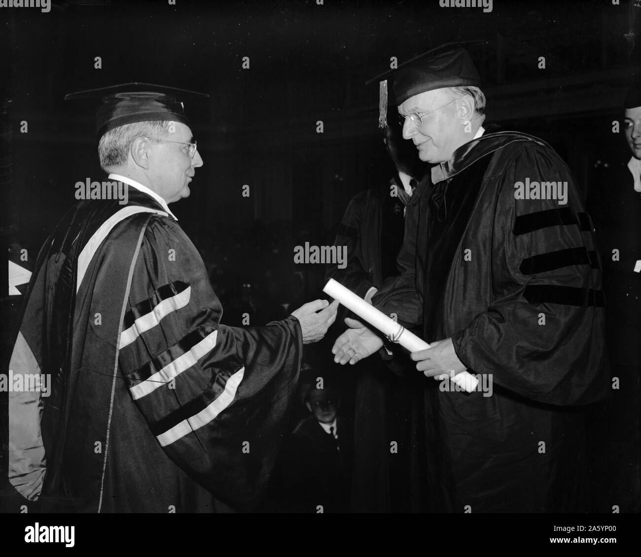 Washington, D.C., Juni 7. Die Ehrendoktorwürde verliehen auf demokratische Anti-New Deal Senator Burton K. Wheeler, von Montana, von Amerikanischen Universität 19380101 Juni 7. Stockfoto