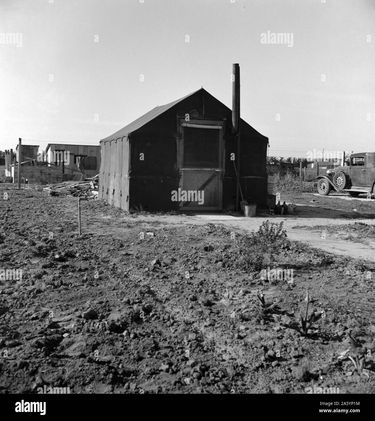 Stadtrand von Salinas, Kalifornien. Schnell wachsende Siedlung von kopfsalat Arbeitnehmer von Dorothea Lange 1895-1965, datiert 1939 Stockfoto