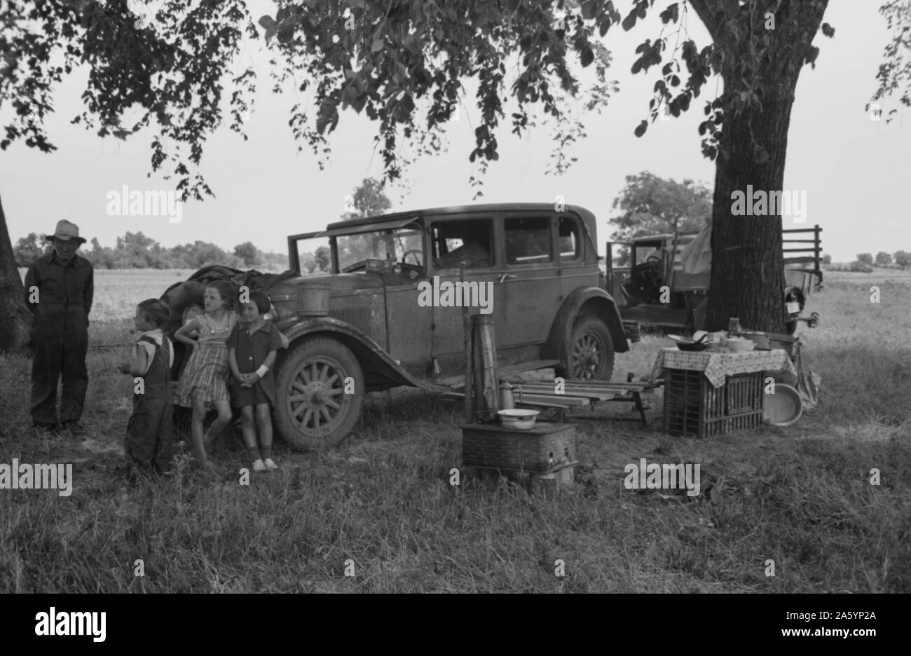 Lager der WanderarbeiterInnen in Arkansas Fluß unten, Muskogee County, Oklahoma von Russell Lee, datiert 1903-1986, 19390101 Stockfoto