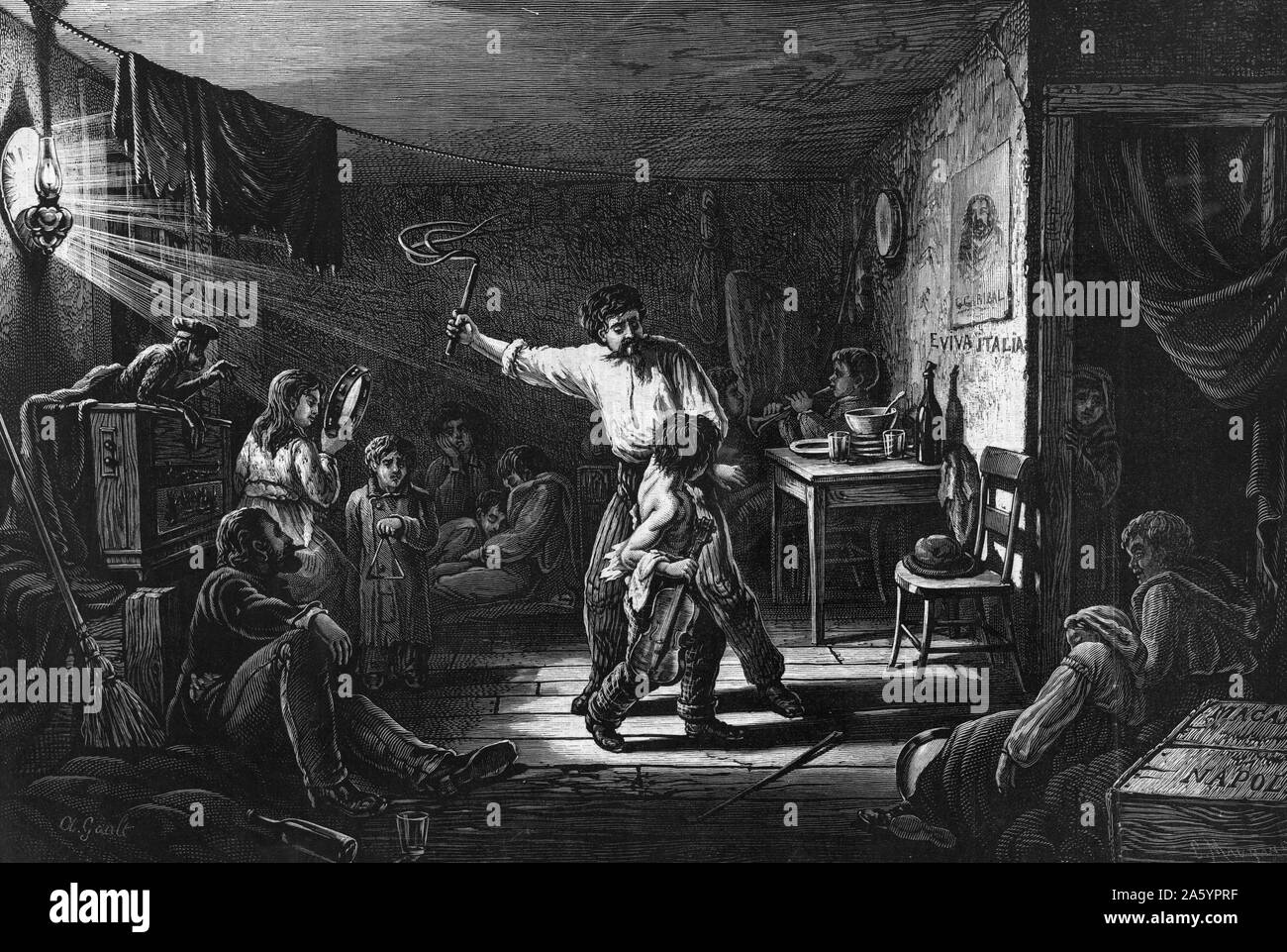 Die italienischen Jungen in New York - Qualen der Trainingsraum. Druck zeigt einen italienischen jungen, gepeitscht von seinem Chef in einem kleinen Raum voller Kinder Musizieren. 1879. Stockfoto