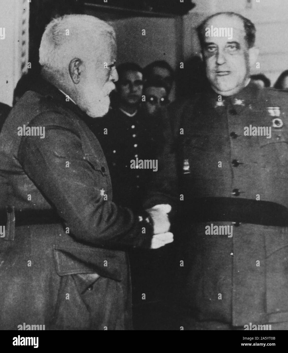 Sebastián Pozas Perea (1876 – 1946) (rechts) spanischer Offizier mit Miguel Cabanellas Ferrer (1872 – 1938) Spanisch Offizier während des spanischen Bürgerkriegs. Stockfoto