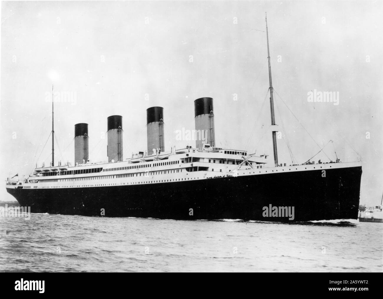 Foto der RMS Titanic ein britisches Passagierschiff, das im Nordatlantik in den frühen Morgenstunden des 15. April 1912 sank nach einer Kollision mit einem Eisberg während ihrer Jungfernfahrt von Southampton, UK, in New York City, USA Stockfoto