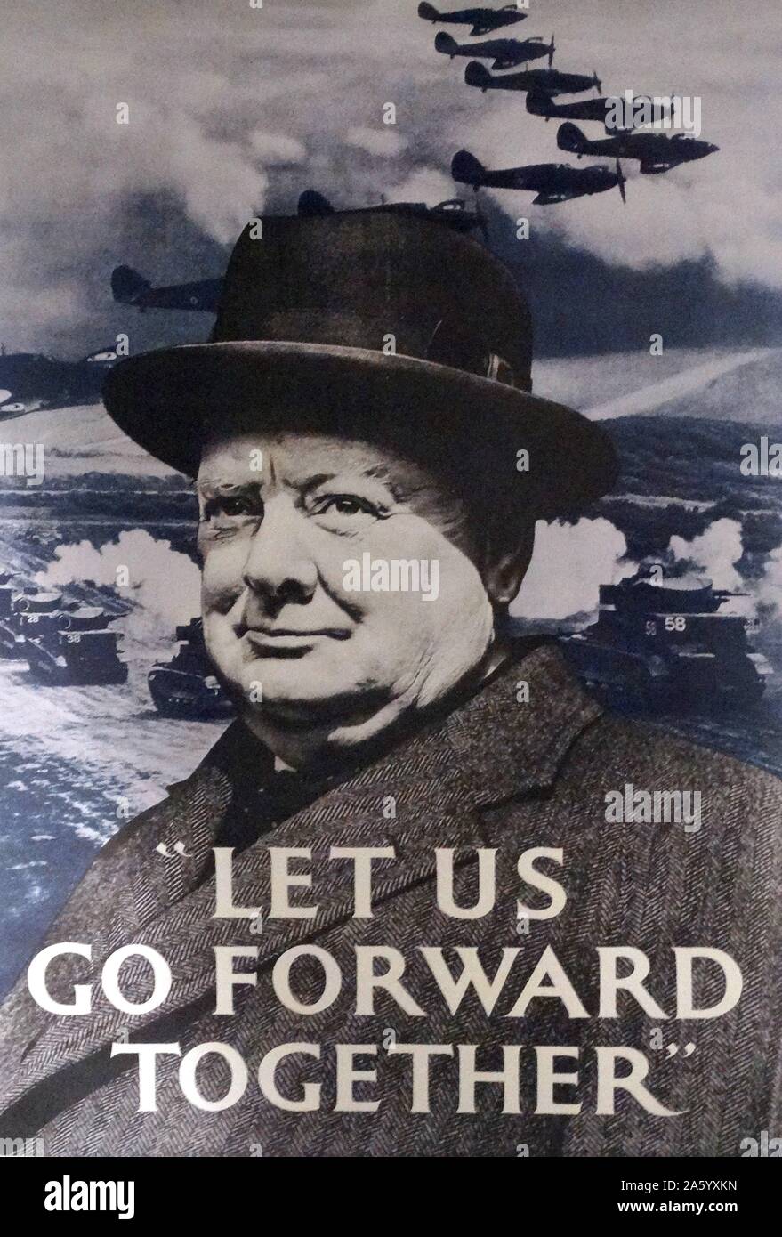 Propagandaplakat Darstellung Winston Churchill. "Lasst uns gemeinsam nach vorne gehen" Zweiter Weltkrieg Stockfoto