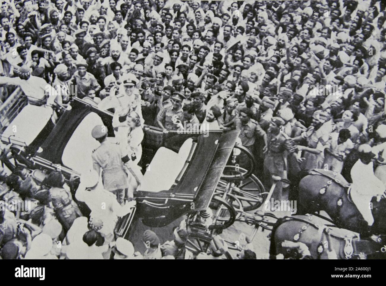 Vizekönig von Indien, Lord Mountbatten mit Lady Mountbatten Rückkehr nach Indien nach dem Besuch der Unabhängigkeit Pakistans 1947 Stockfoto