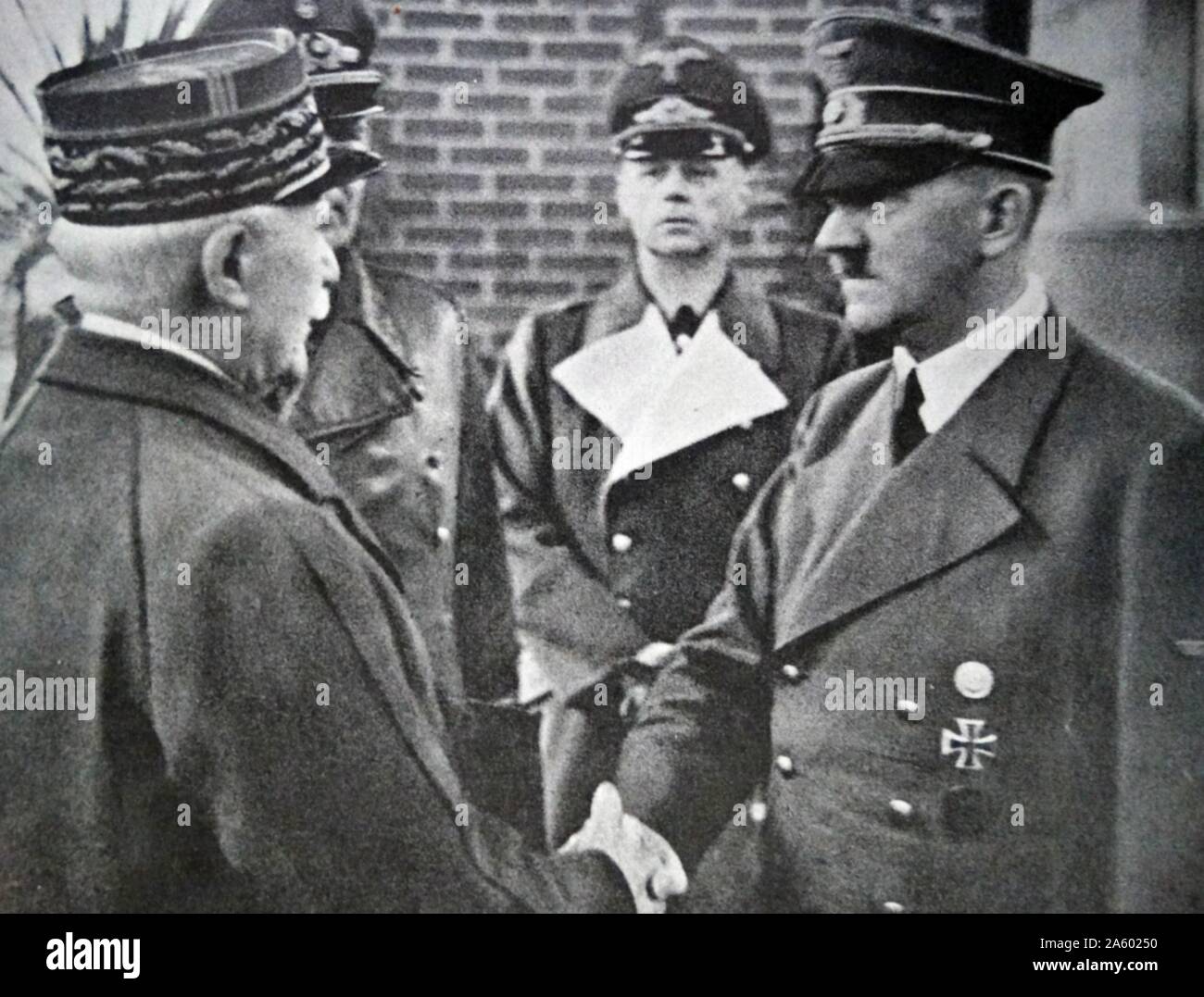 Zweiter Weltkrieg: Adolf Hitler trifft mit Philippe Petain Führer von Vichy-Frankreich im Oktober 1940 Stockfoto