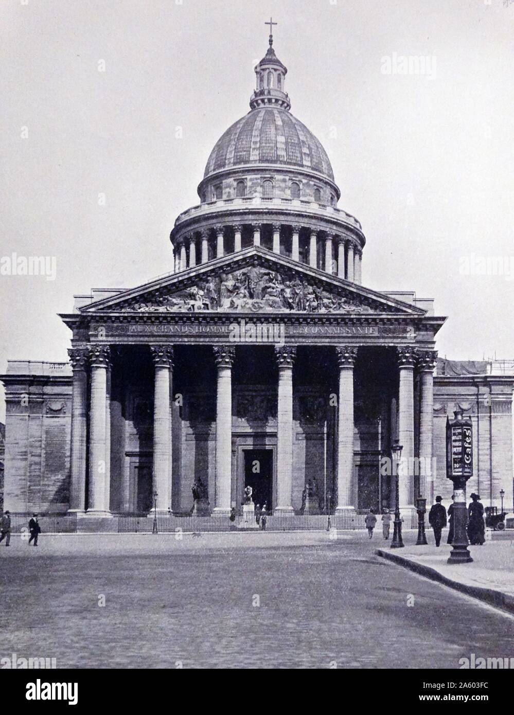 Fotodruck von Le Panthéon National, erbaut als Kirche St. Genevieve gewidmet. Vom 19. Jahrhundert Stockfoto