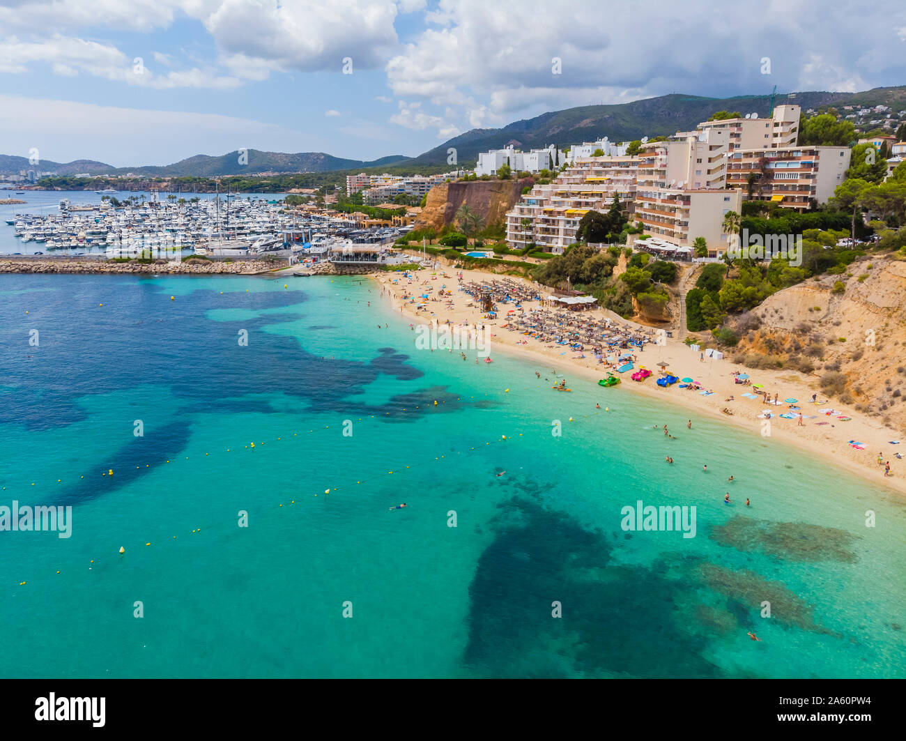 Spanien, Balearen, Mallorca, Luftaufnahme von Portals Nous, Strand Platja de S'Oratori Stockfoto