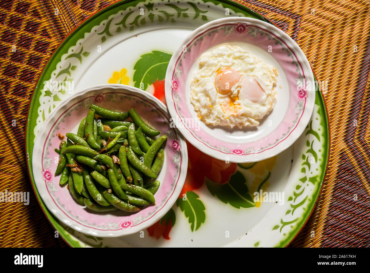 Kochszene in einem Karen-Dorf in Ban Pong Noi Mai, Chiang Mai, Thailand. Stockfoto