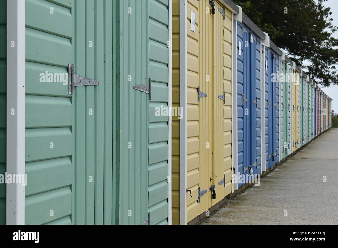 Badekabinen, Totland Bay, Isle of Wight, Großbritannien Stockfoto