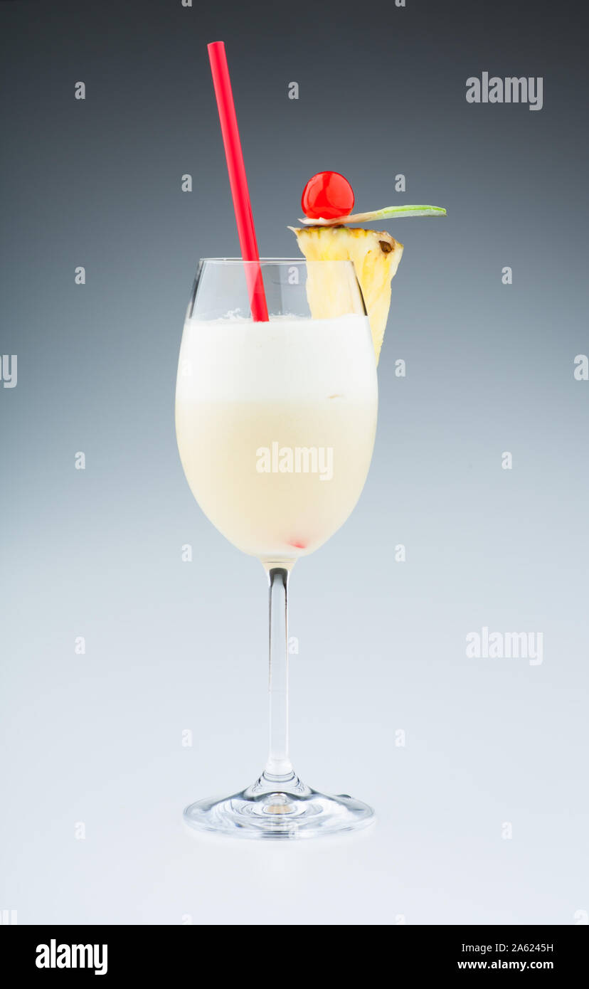 Cocktails: Pina Colada Stockfoto