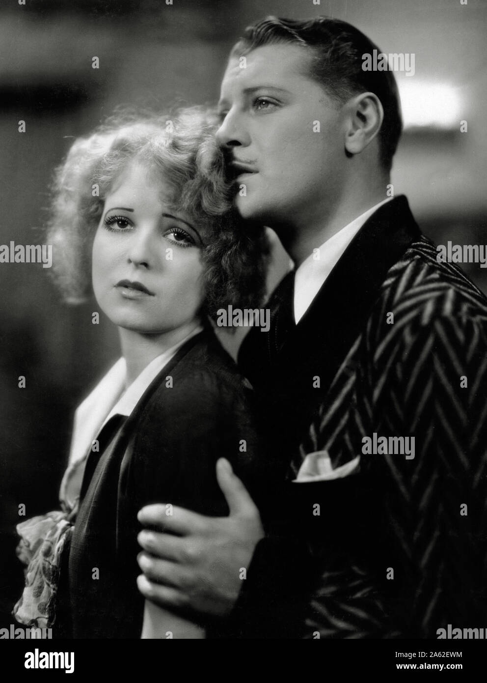 Clara Bow, Ralph Forbes, "ihre Hochzeit Nacht' (1930) Paramount Datei Referenz #33848-812 THA Stockfoto