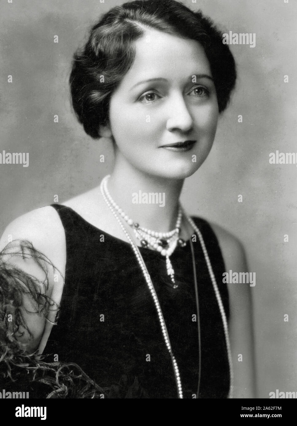 Hedda Hopper Stockfotos Und Bilder Kaufen Alamy