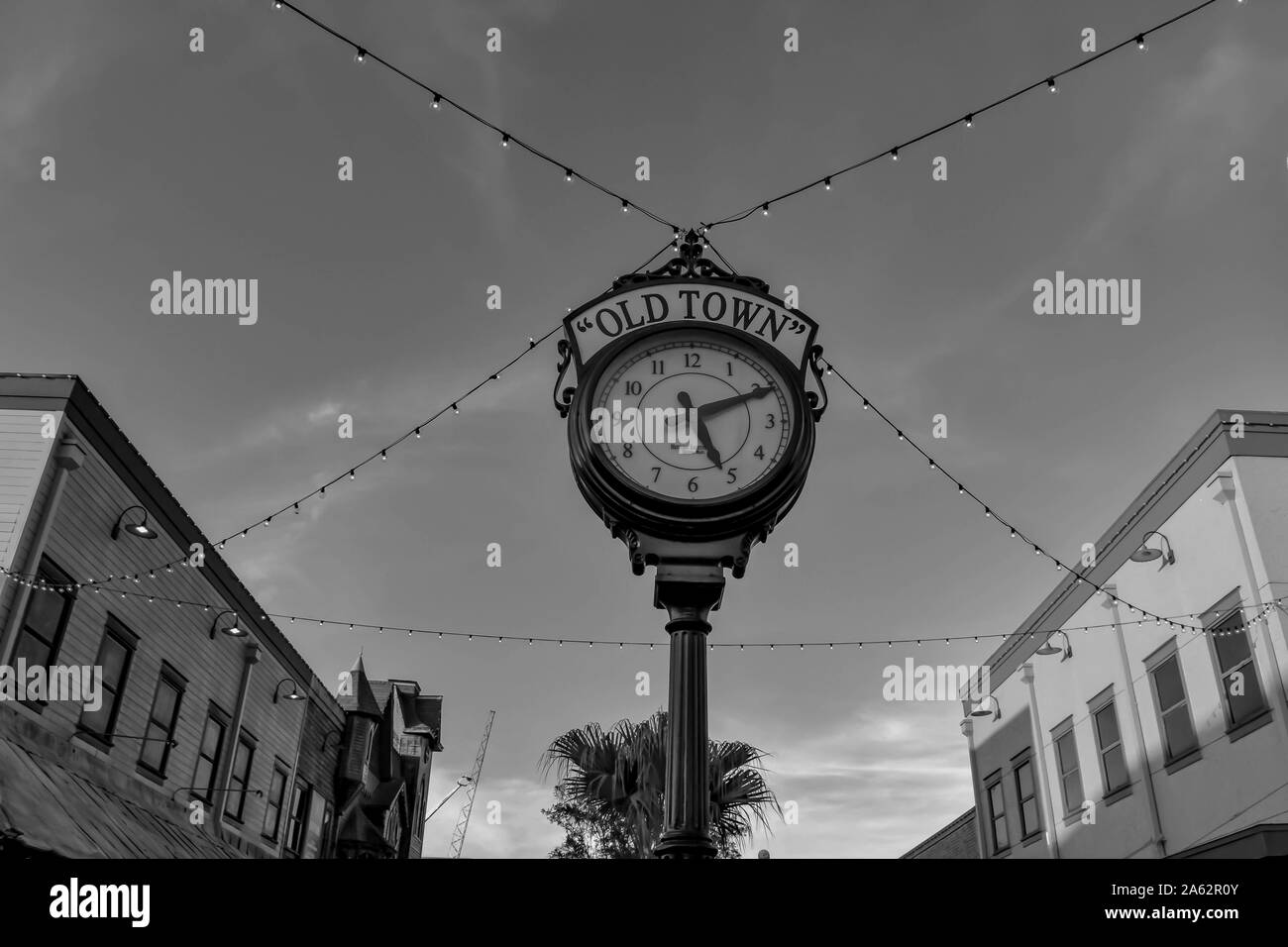 Orlando, Florida. 10. Januar 2019. Blick von oben auf die vintage Watch im europäischen Stil in Kissimmee Altstadt in 192 Highway Bereich Stockfoto
