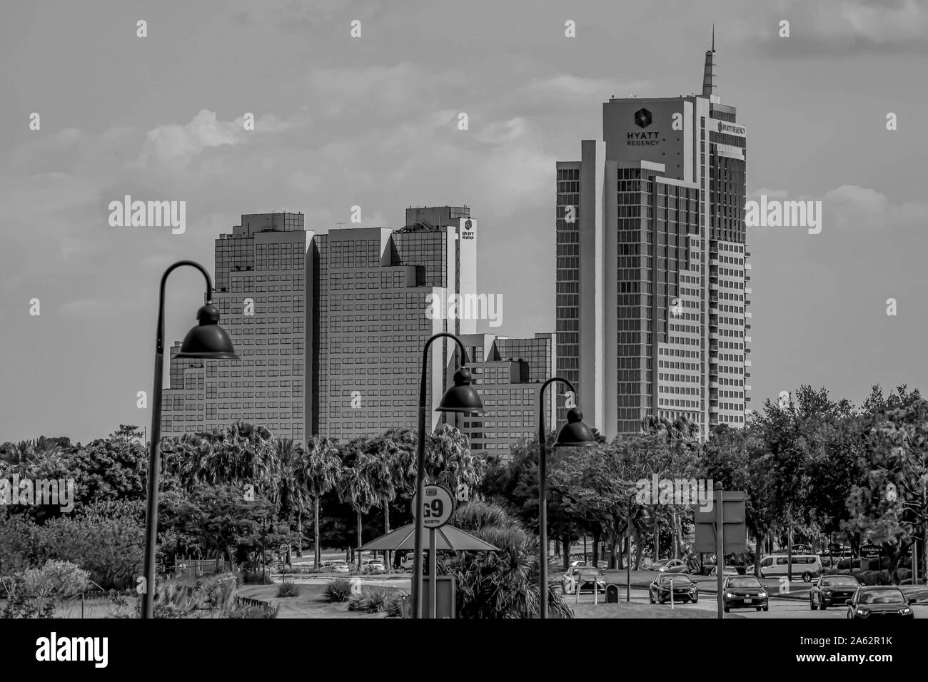 Orlando, Florida. Juli 05, 2019 Panoramablick auf das Hyatt Regency Hotel von Universal Boulervard Stockfoto