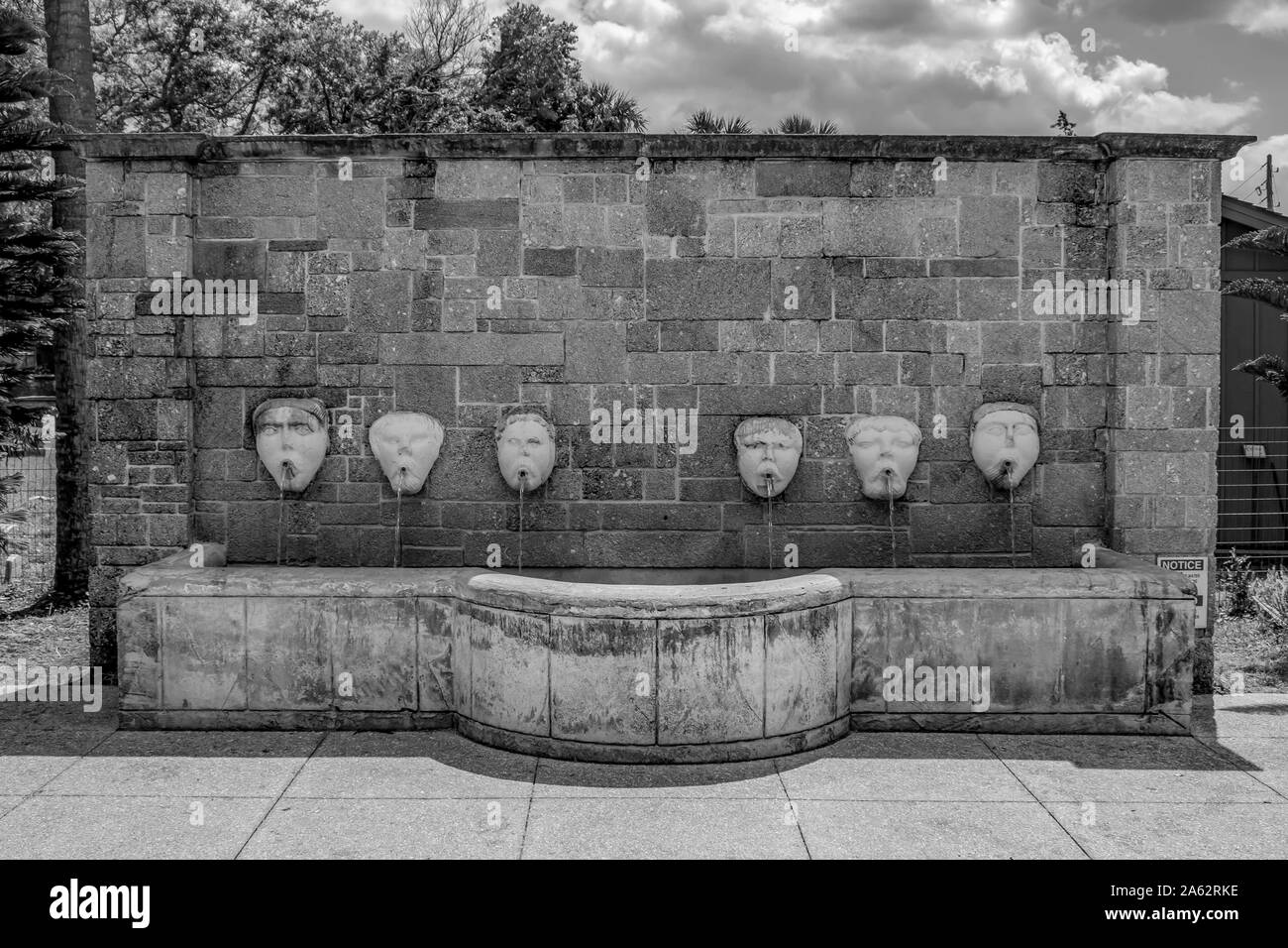 St. Augustine, Florida. März 31, 2019. Alte Brunnen Fuente de Los Caños de San Francisco Floridas in den historischen Küste Stockfoto