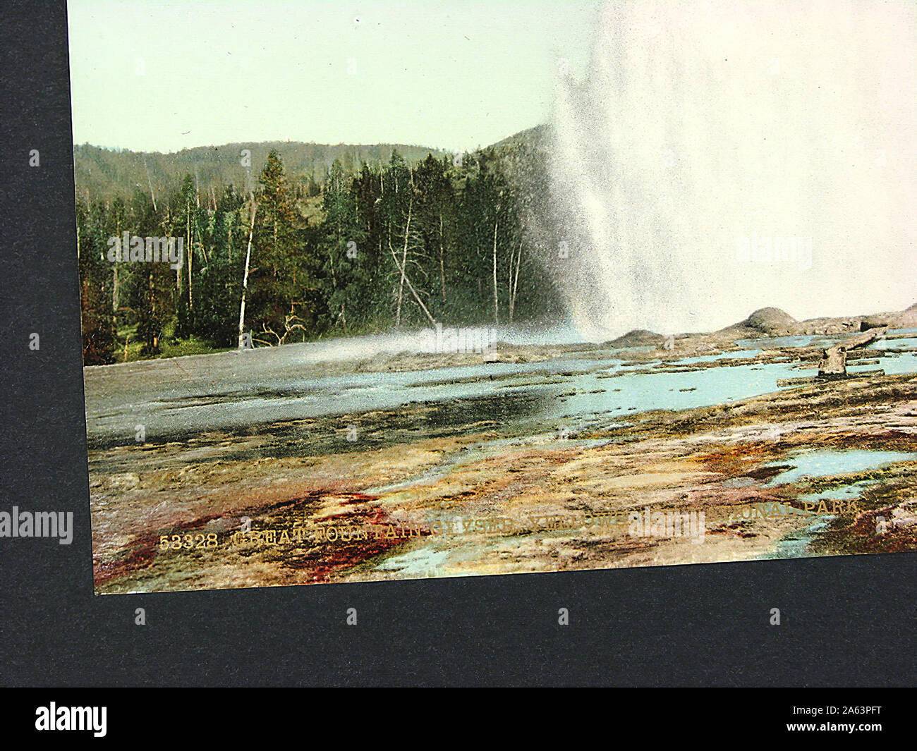 Schön und vintage Album mit frühen Photochrom style colorized Fotografien des Yellowstone National Park. Stockfoto