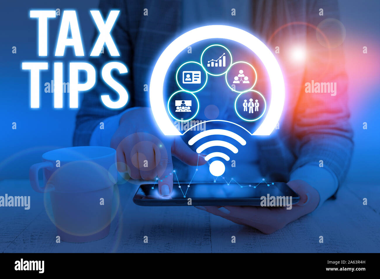 Schreiben Hinweis Übersicht Steuer Tipps. Business Konzept für obligatorische Beitrag Einnahmen erhoben von der Regierung Bild Foto Netzwerk Regelung mit Mo Stockfoto