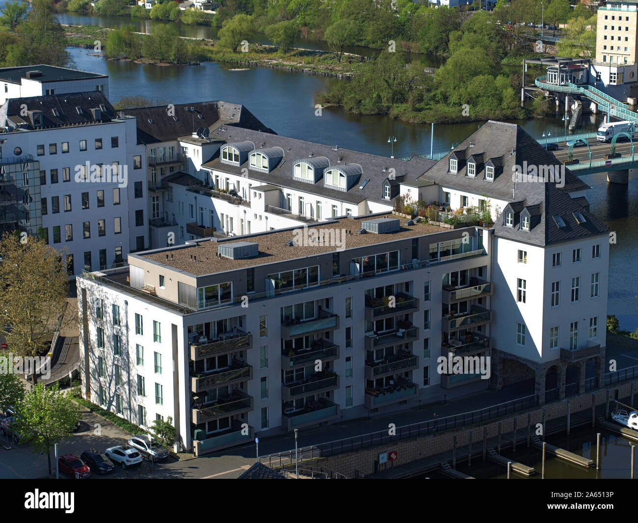 Luftbild der neuen Gebäude am Hafen, Fluss Ruhrbania Ruhr im Hintergrund Stockfoto