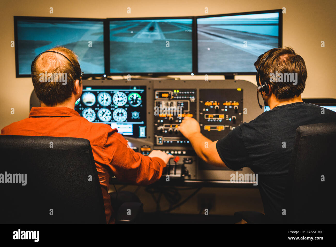 Flugzeug piloten cockpit -Fotos und -Bildmaterial in hoher Auflösung ...