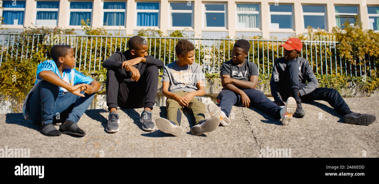 Les Misérables ist ein 2019 französische Film unter der Regie von Ladj Ly, dieses Foto ist nur für den redaktionellen Gebrauch bestimmt und unterliegen dem Copyright der Film Company und/oder der bezeichneten Fotograf durch den Film oder die Produktion Firma zugewiesen. Stockfoto