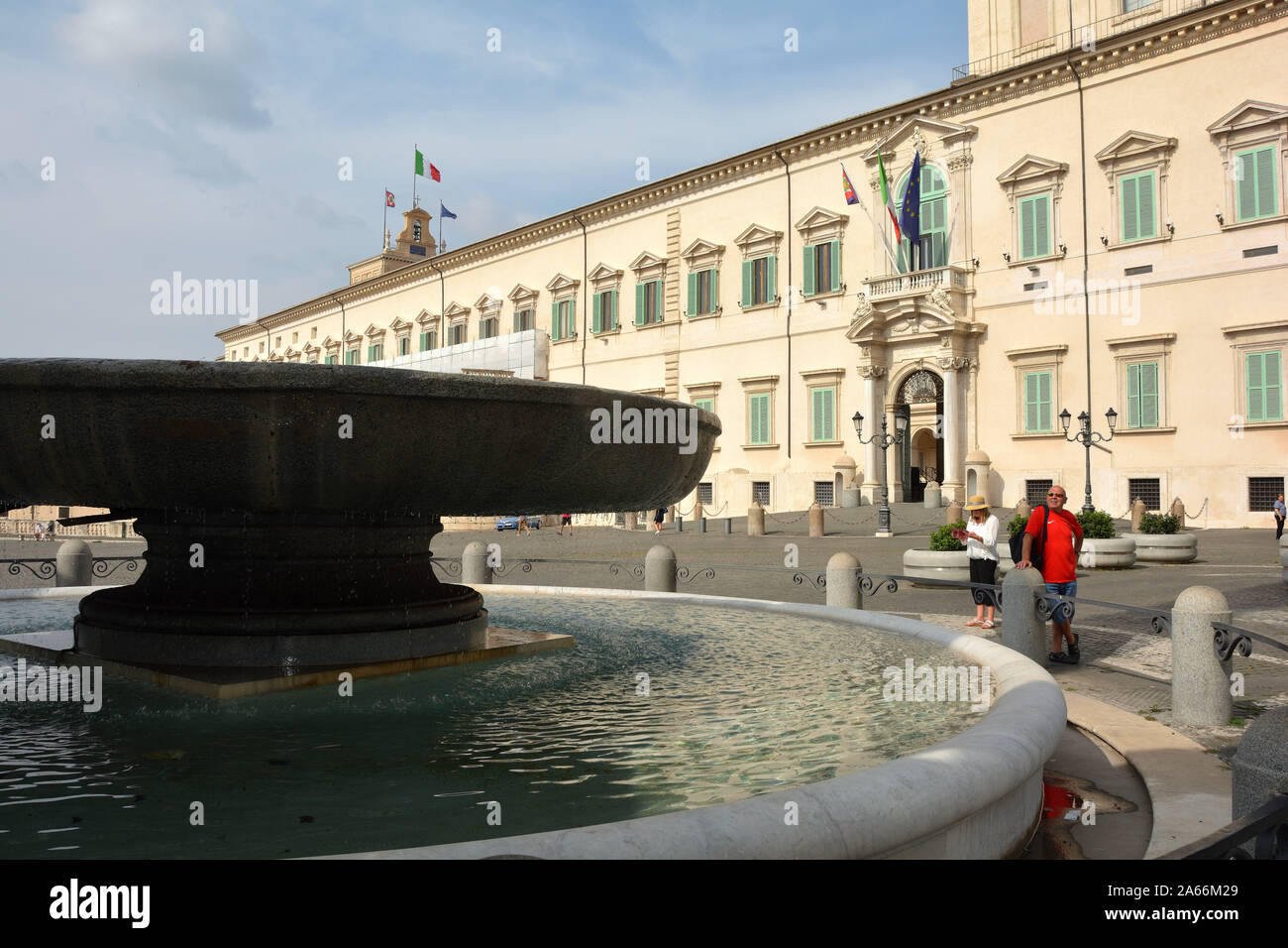 Quirinal Palast an der Piazza del Quirinale in Rom. Residenz des Präsidenten der Italienischen Republik - Italien. Stockfoto