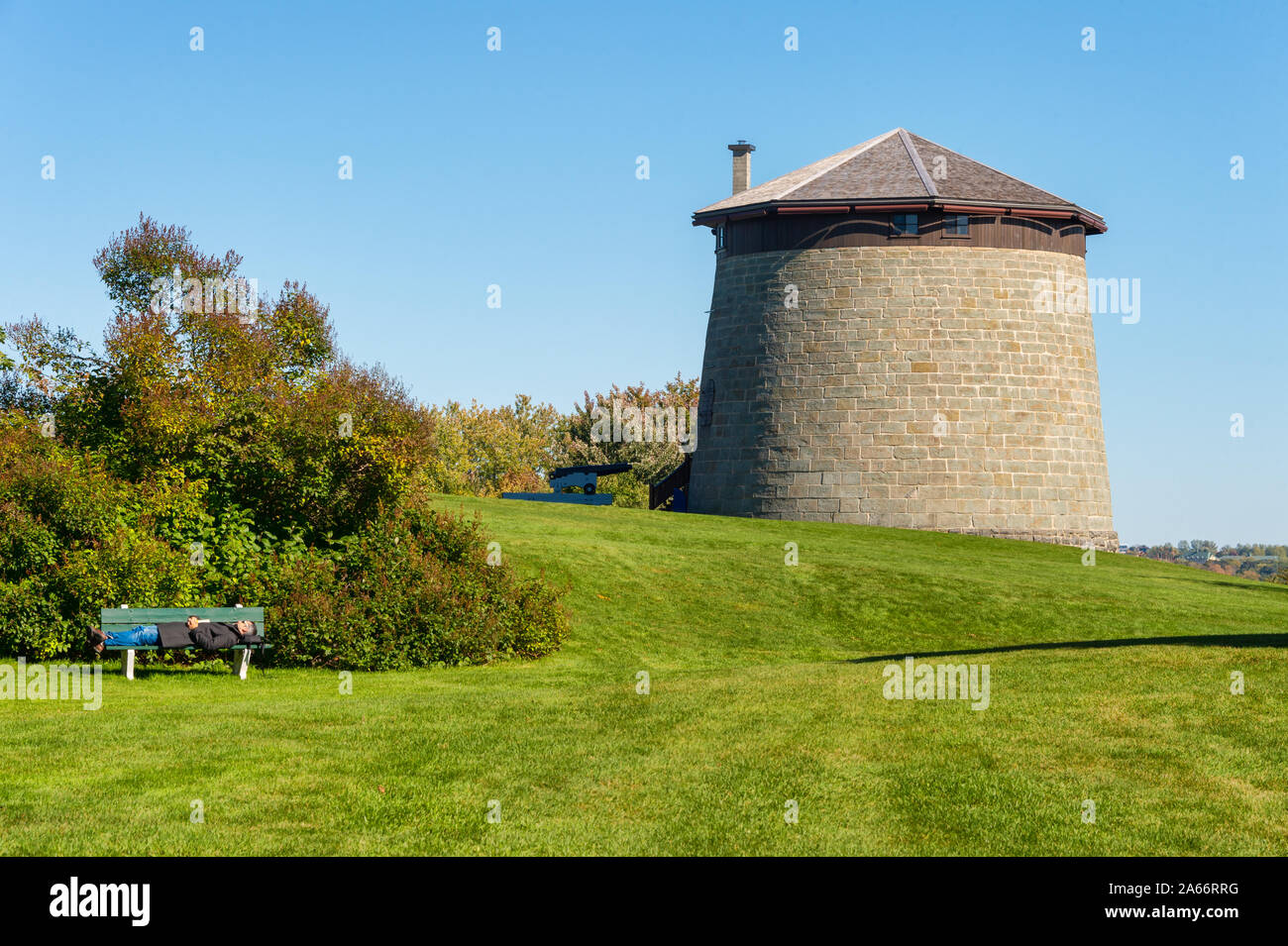Quebec City, CA - 5. Oktober 2019 - Martello Tower in Ebenen von Abraham (Schlachtfelder Park) Stockfoto