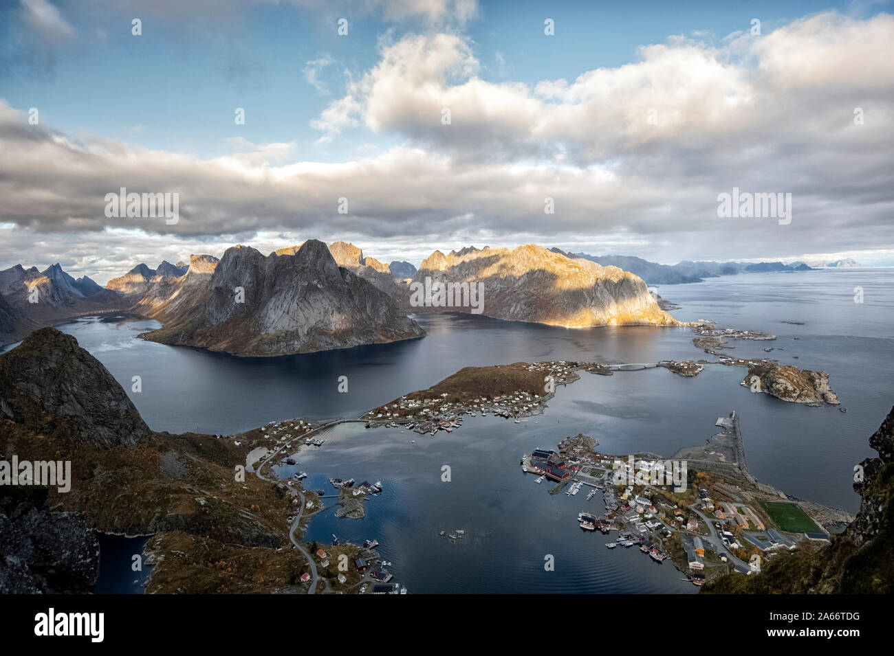 Reine in Moskenes Insel, Lofoten Stockfoto