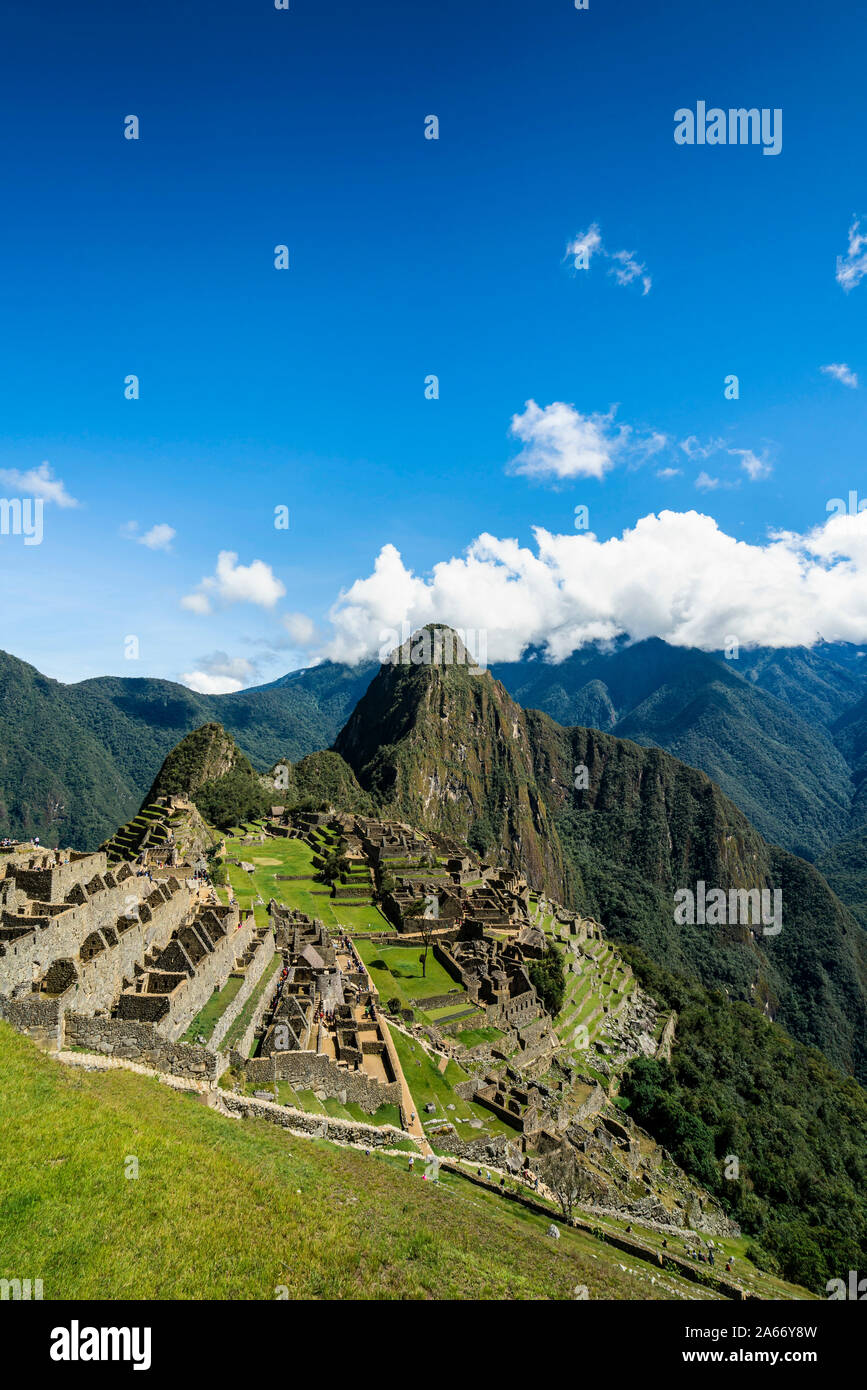 Ansicht der historischen Inka Machu Picchu auf dem Berg in den Anden, Cusco Region, Peru Stockfoto