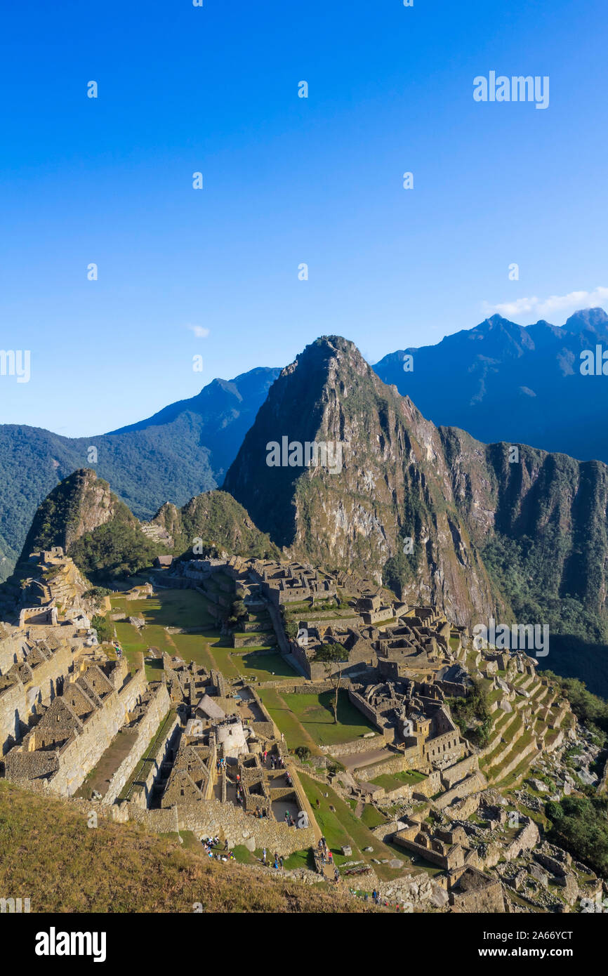 Historische alte Inka Machu Picchu auf dem Berg in den Anden, Cusco Region, Peru Stockfoto