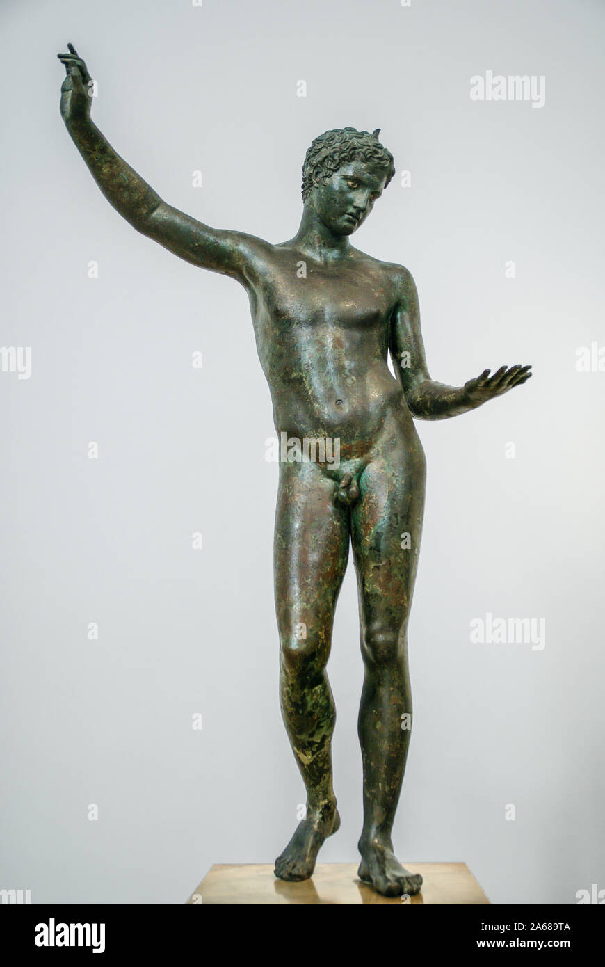 Bronzestatue von ephèbe von Marathon-Nationalen Archäologischen Museum, Athen, Griechenland - Auch als Marathon Boy bekannt Stockfoto