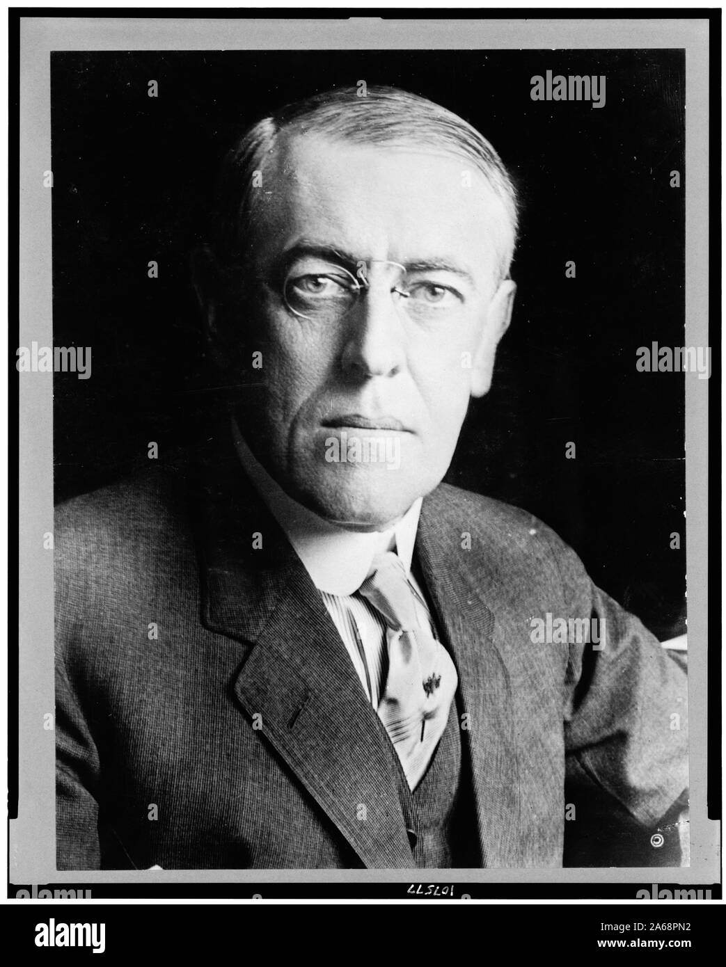 Woodrow Wilson, mit Kopf und Schultern im Porträt, Vorderseite Stockfoto