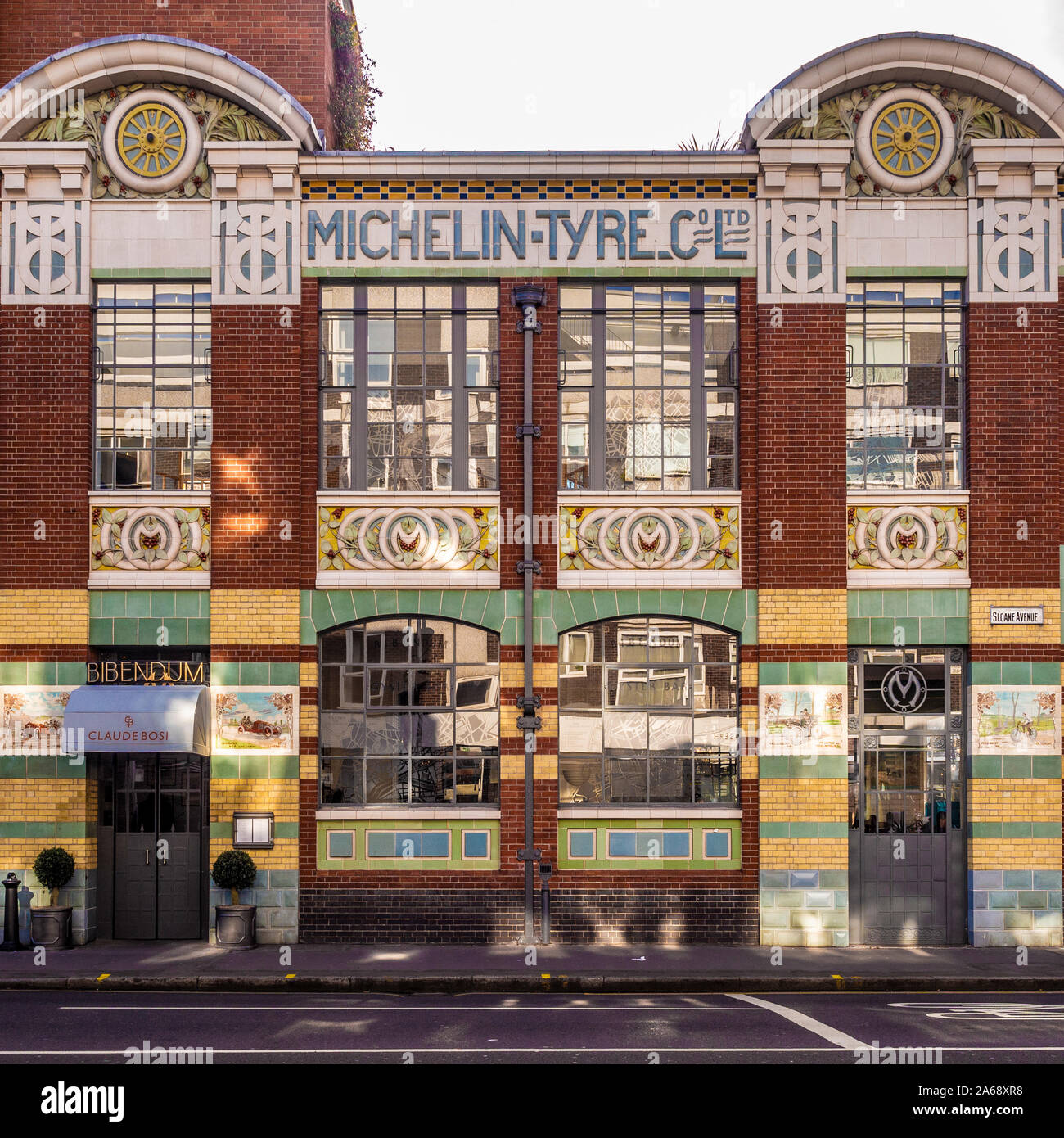 Der Bibendum Michelin Gebäude (Haus) 81 Fulham Road, Chelsea, London, Großbritannien. Stockfoto