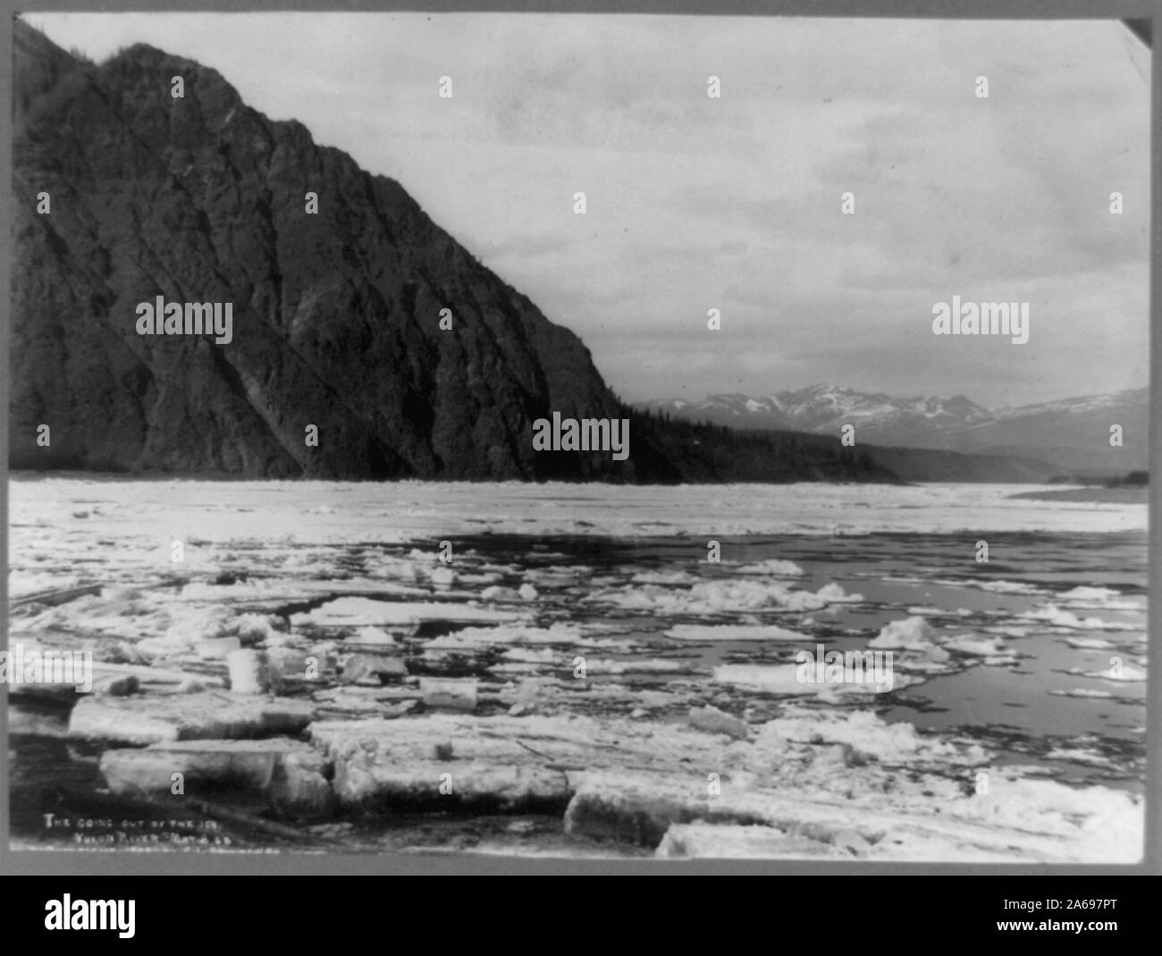 Yukon River: Die sich aus dem Eis Stockfoto